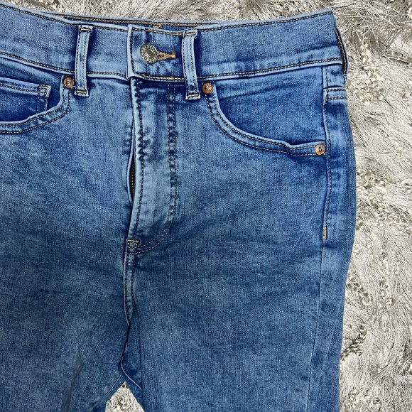 Express Skinny High Rise Jeans - Picture 2 of 4